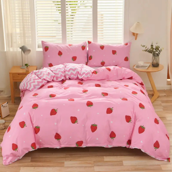 Dreamfields Strawberry Dream Design Quilt Doona Duvet Cover Set