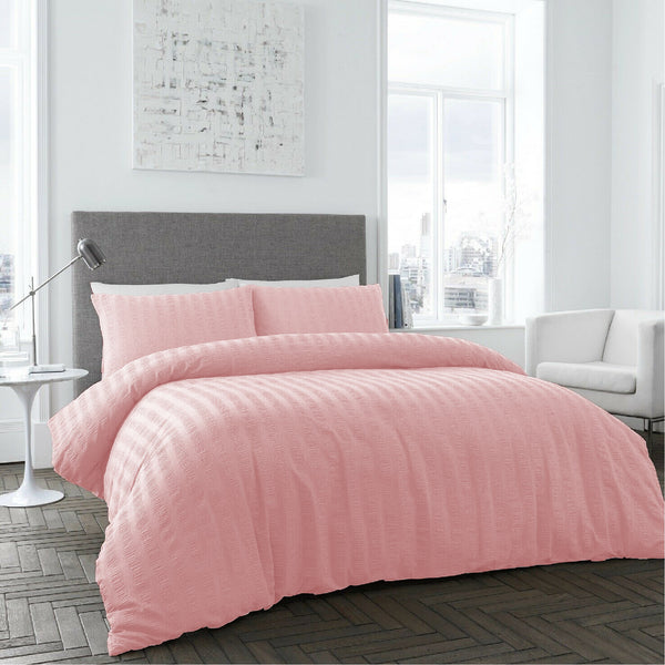 Dreamfields Blush Seersucker Design Quilt Doona Duvet Cover Set