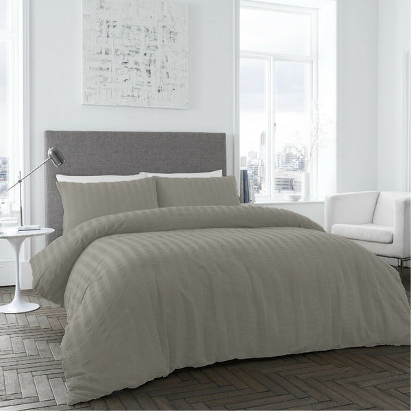 Dreamfields Grey Seersucker Design Quilt Doona Duvet Cover Set