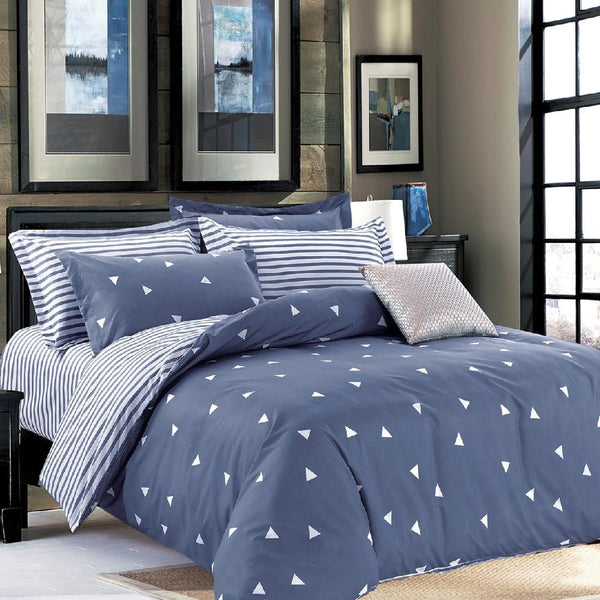 Dreamfields Blue Triangles Design Quilt Doona Duvet Cover Set